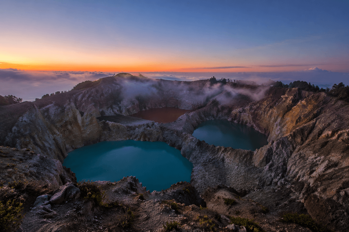 Best time and sunrise strategy for lake colors